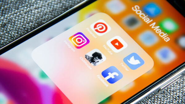 social media app su smartphone